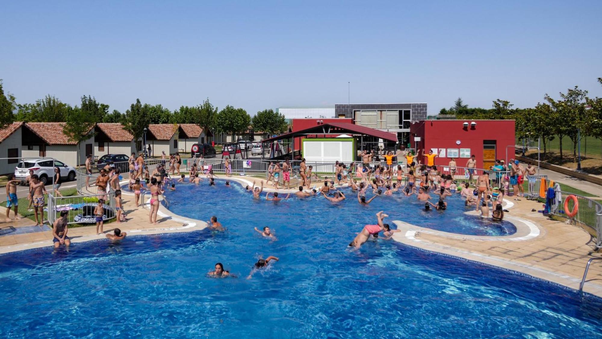 Camping Iratxe Ciudad De Vacaciones Ayegui Exteriör bild