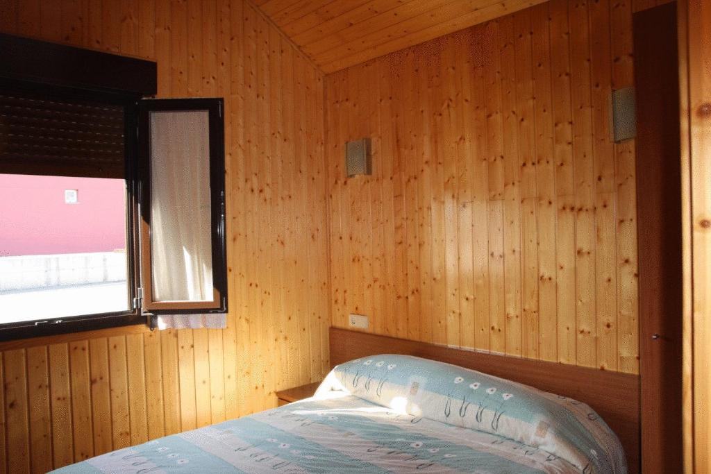 Camping Iratxe Ciudad De Vacaciones Ayegui Rum bild
